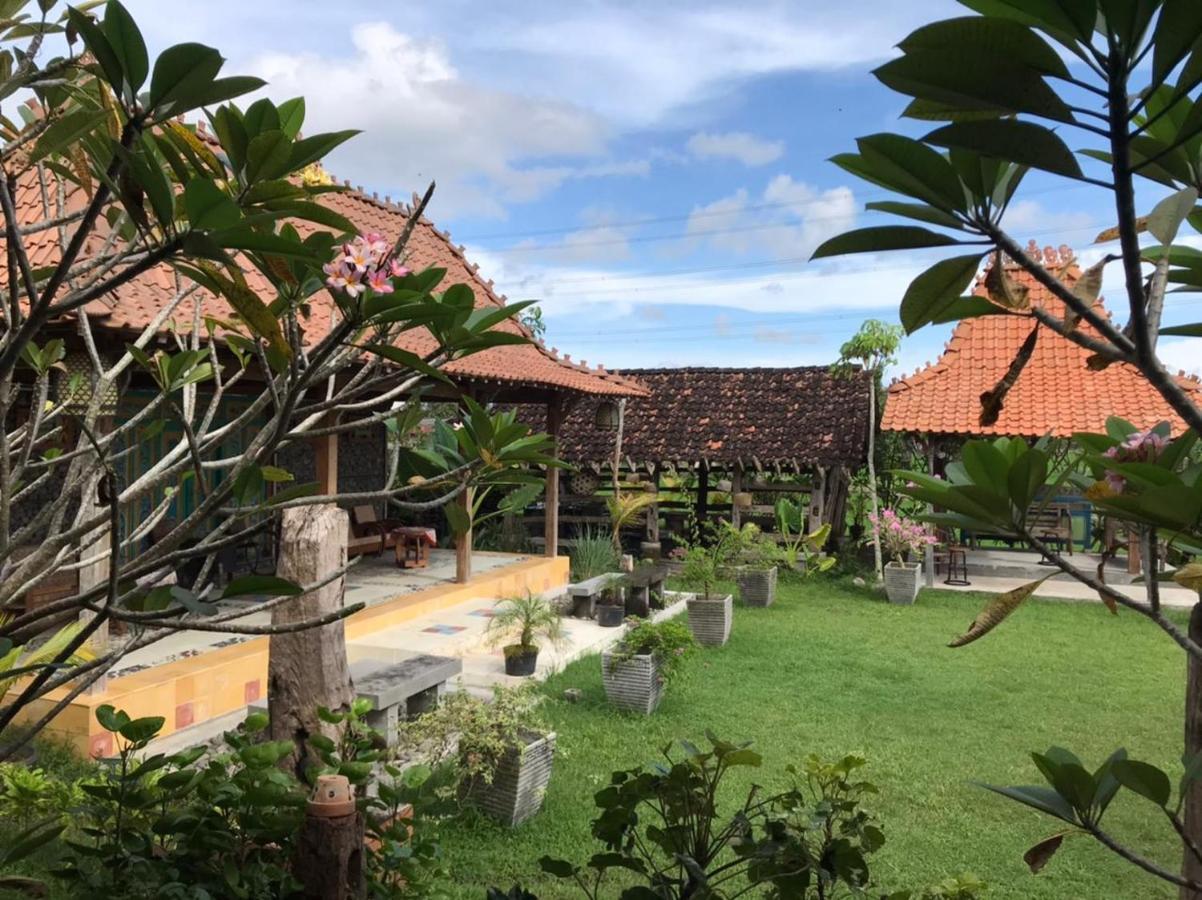 Legiyem Homestay Yogyakarta Exterior photo