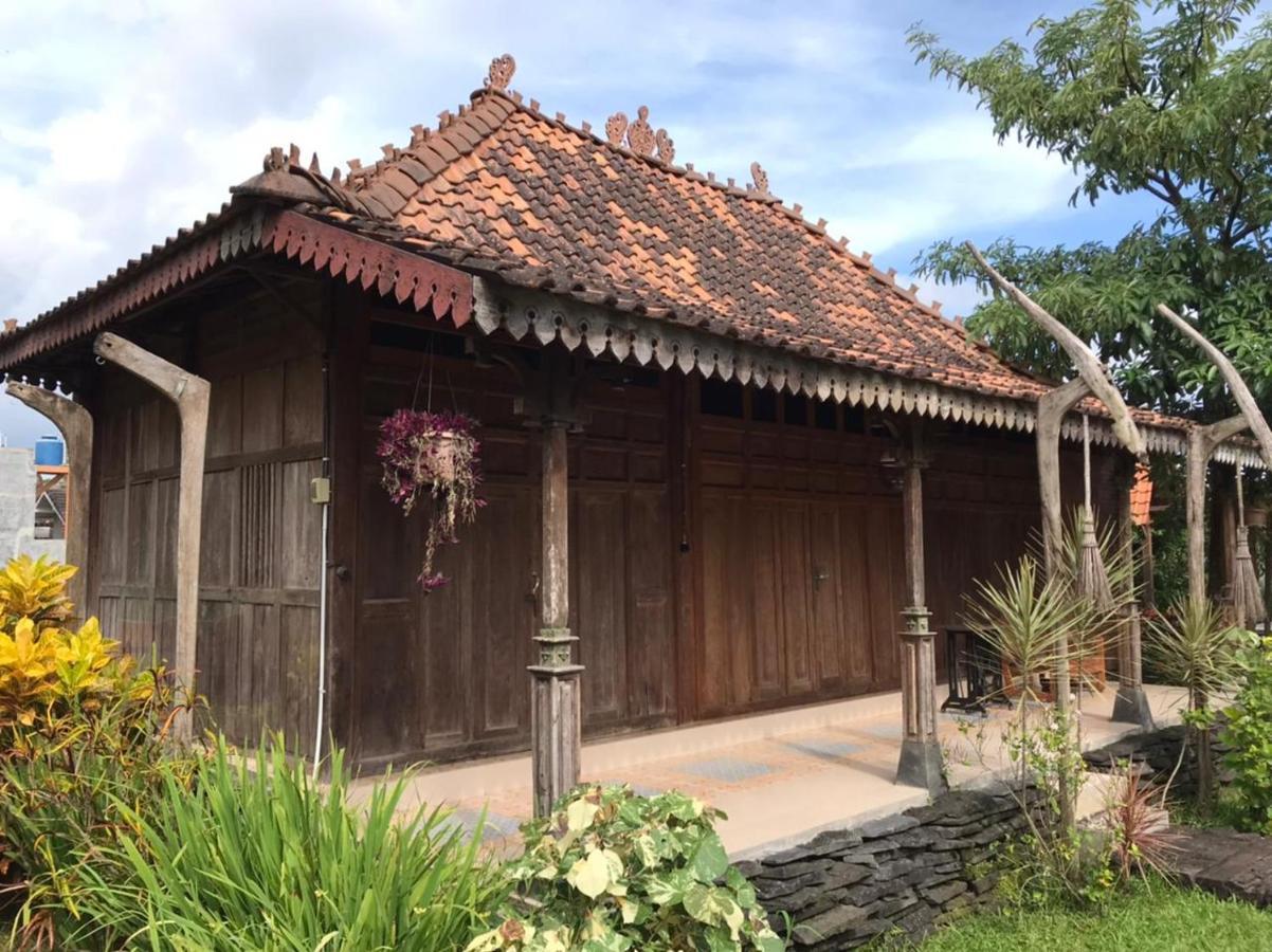 Legiyem Homestay Yogyakarta Exterior photo